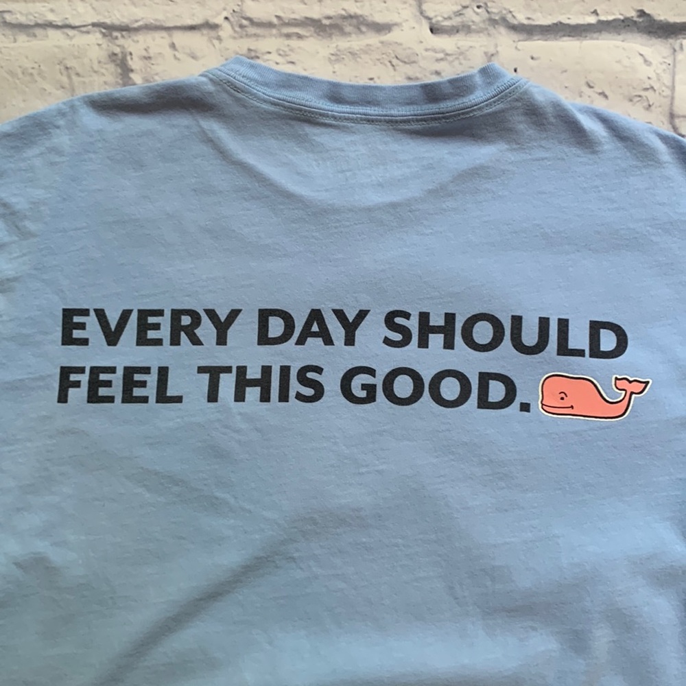 Vineyard Vines Long Sleeve Tee Shirt Whale Graphic Pocket Light Blue Size Small